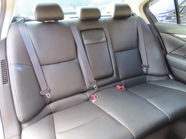 スカイライン 350GT ハイブリッド タイプSP レザーシート シートヒーター パワーシート メーカーナビ アラウンドビューモニター レーダークルーズコントロール 衝突被害軽減ブレーキ ブラインドスポットモニター LEDヘッドライト ETC 本木目(8枚目)