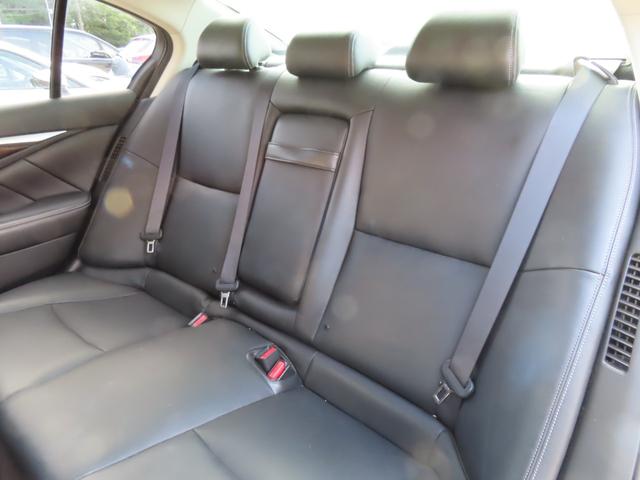 スカイライン 350GT ハイブリッド タイプSP レザーシート シートヒーター パワーシート メーカーナビ アラウンドビューモニター レーダークルーズコントロール 衝突被害軽減ブレーキ ブラインドスポットモニター LEDヘッドライト ETC 本木目(56枚目)