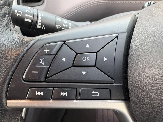 セレナ ハイウェイスターＶ　純正ナビ　フルセグＴＶ　アラウンドビューモニター　両側パワースライドドア　クルーズコントロール　衝突被害軽減ブレーキ　ブラインドスポットモニター　ＬＥＤヘッドライト　プッシュスタート　リヤクーラー（14枚目）