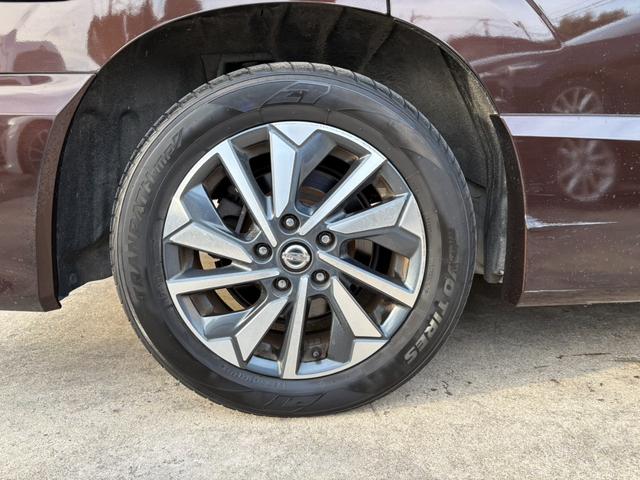 セレナ ハイウェイスターＶ　純正ナビ　フルセグＴＶ　アラウンドビューモニター　両側パワースライドドア　クルーズコントロール　衝突被害軽減ブレーキ　ブラインドスポットモニター　ＬＥＤヘッドライト　プッシュスタート　リヤクーラー（33枚目）