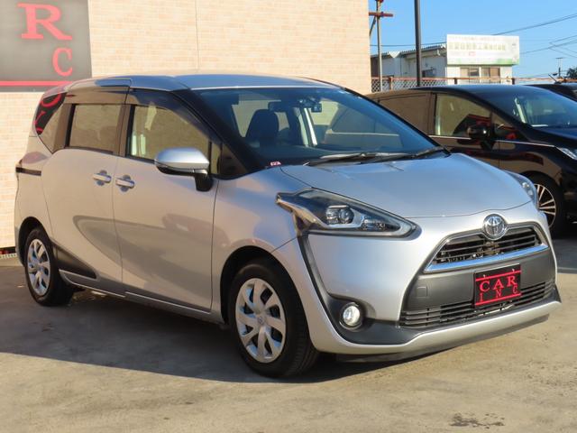 シエンタ Ｇ　純正ナビ　バックカメラ　フルセグＴＶ　社外フリップダウンモニター　両側パワースライドドア　衝突被害軽減ブレーキ　車線逸脱警報　ＬＥＤヘッドライト　オートハイビーム　プッシュスタート　ＥＴＣ（2枚目）