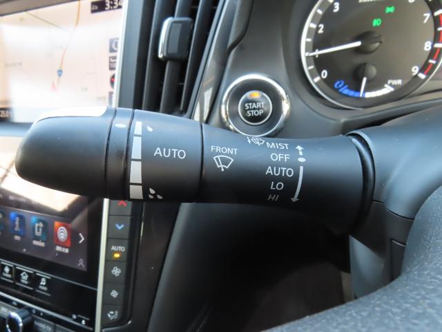 スカイライン ハイブリッド　ＧＴ　メーカーナビ　アラウンドビューモニター　インテリジェントクルーズコントロール　衝突被害軽減ブレーキ　ハーフレザーシート　ヘッドアップディスプレイ　ＬＥＤヘッドライト　ＥＴＣ　純正１８インチアルミ（64枚目）