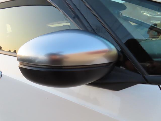 フィット ｅ：ＨＥＶリュクス　純正８インチナビ　フルセグＴＶ　バックカメラ　レーダークルーズコントロール　クリアランスソナー　衝突被害軽減ブレーキ　車線逸脱警報　ハーフレザーシート　ＬＥＤヘッドライト　社外アルミ（34枚目）