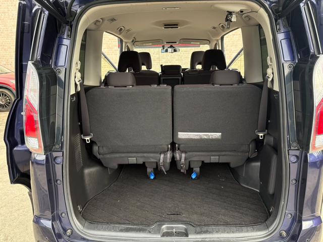 セレナ ハイウェイスター　プロパイロットエディション　純正ＳＤナビ　フルセグ　ＣＤＤＶＤ　ＳＤ　Ｂｌｕｅｔｏｏｔｈ　プロパイ　左右パワスラ　　ハンズフリードア　ＥＴＣ　レーンキープ　ＬＥＤライト　衝突軽減ブレーキ　ＴＲＣ　社外ドラレコ　社外サイドカメラ（67枚目）