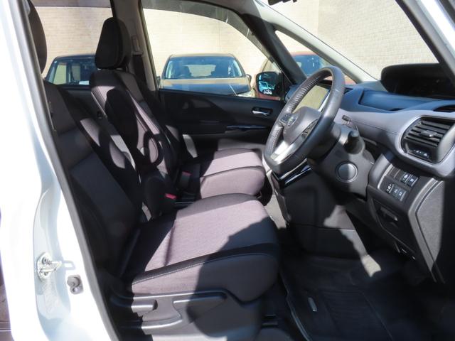 セレナ ｅ－パワー　ハイウェイスターＶ　社外１１インチナビ　フルセグＴＶ　アラウンドビューモニター　プロパイロット　両側パワースライドドア　シートヒーター　ステアリングヒーター　衝突被害軽減ブレーキ　ブラインドスポットモニター　ＥＴＣ（47枚目）