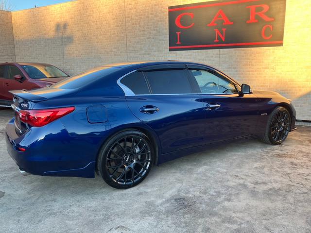 スカイライン 350GTハイブリッドタイプSP 60thリミテッド 黒革シート メーカーナビ フルセグTV bluetooth RAYS20インチAW アラウンドビュー レーダークルーズコントロール エマージェンシーブレーキ 前席シートヒーター ETC PWシート(10枚目)