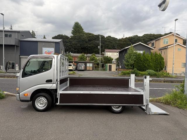 ダイナトラック ロングジャストロー　ＡＴ　ＥＴＣ　ナビ　ＴＶ　エアコン　パワーウィンドウ　運転席エアバッグ　ＣＤ　ＥＴＣ（26枚目）