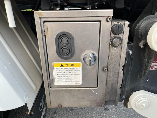 トヨエース ロングジャストロー　ディーゼルターボ　ＰＧ６００ｋｇ　（ホワイト）（11枚目）
