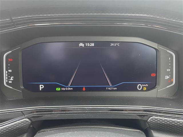 Ｔ－クロス ＴＳＩ　アクティブ　☆ＡＣＣ（アダプティブクルーズコントロール）・Ｆｒｏｎｔ　Ａｓｓｉｓｔ・Ｌａｎｅ　Ａｓｓｉｓｔ・ブラインドスポットディテクション☆純正ナビ【ＡｐｐｌｅＣａｒＰｌａｙ／ａｎｄｒｏｉｄａｕｔｏ】（7枚目）