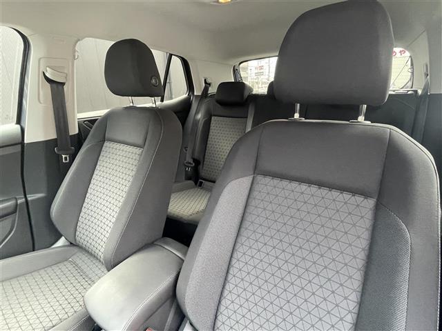 Ｔ－クロス ＴＳＩ　アクティブ　☆ＡＣＣ（アダプティブクルーズコントロール）・Ｆｒｏｎｔ　Ａｓｓｉｓｔ・Ｌａｎｅ　Ａｓｓｉｓｔ・ブラインドスポットディテクション☆純正ナビ【ＡｐｐｌｅＣａｒＰｌａｙ／ａｎｄｒｏｉｄａｕｔｏ】（29枚目）