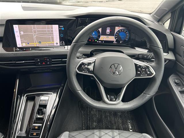 ゴルフヴァリアント TDI Rライン ワンオーナー バックカメラ フルセグテレビ 横滑り防止 シートヒーター ETC2.0 パドルシフト パワーバックドア パドルシフト クルーズコントロール オートライト 保証書 取り扱い説明(6枚目)