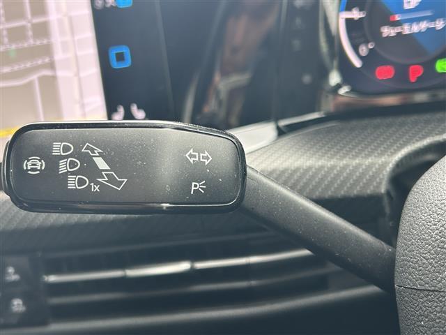 ゴルフヴァリアント TDI Rライン ワンオーナー バックカメラ フルセグテレビ 横滑り防止 シートヒーター ETC2.0 パドルシフト パワーバックドア パドルシフト クルーズコントロール オートライト 保証書 取り扱い説明(11枚目)