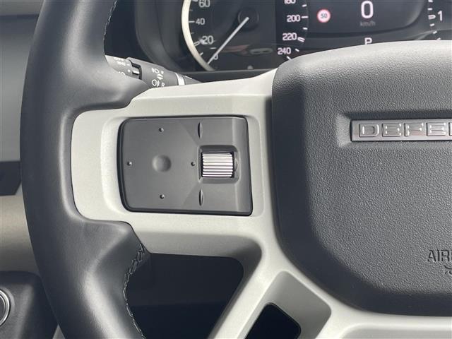 ディフェンダー 90S P300 ◇純正ナビ【Bluetooth/USB/Apple CarPlay】◇ドライバーアシストパック/ブラインドスポットアシスト・クリアイジットモニター・アダプティブクルーズコントロール◇360°カメラ(8枚目)