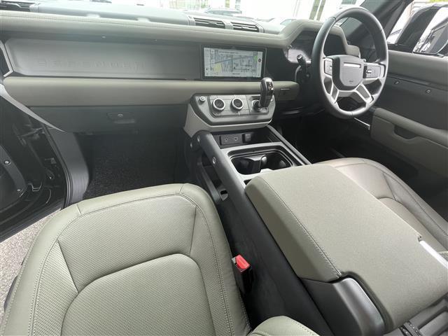 ディフェンダー 90S P300 ◇純正ナビ【Bluetooth/USB/Apple CarPlay】◇ドライバーアシストパック/ブラインドスポットアシスト・クリアイジットモニター・アダプティブクルーズコントロール◇360°カメラ(33枚目)