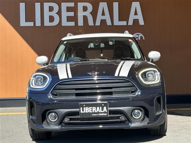 ＭＩＮＩ クーパーＤクロスオーバーオール４エッセンシャルトリム　純正ナビ　Ｂカメラ　ＡＣＣ　ドラレコ３６０°　インテリジェントセーフティ　４ＷＤ　ペッパーパッケージ　ミラー一体型ＥＴＣ　シートヒーター　シートカバー（茶色）　純正ＡＷ１７インチ　電動リアゲート（34枚目）