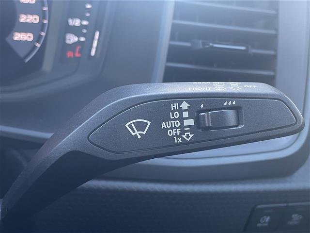 A1スポーツバック 25TFSI ナビPKGアシスタンスPKGコントラストルーフ コンビニエンスPKG LEDパッケージ 純正15インチAW シートヒーター前席 バーチャルコックピット リアビューカメラ(8枚目)