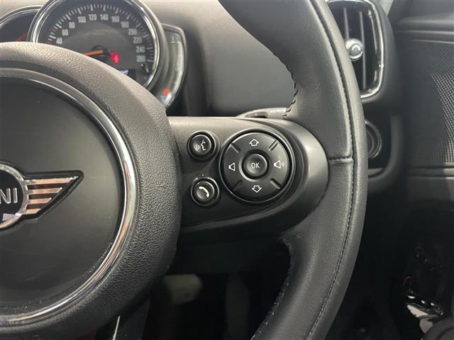 MINI クーパーD クロスオーバー ドライビング・アシスト(前車接近警告機能・衝突回避、被害軽減ブレーキ) ACC 純正HDDナビ(Bluetooth/USB/AM/FM/AUX) 社外フルセグTV Bカメラ コーナーセンサー(リヤ)(7枚目)