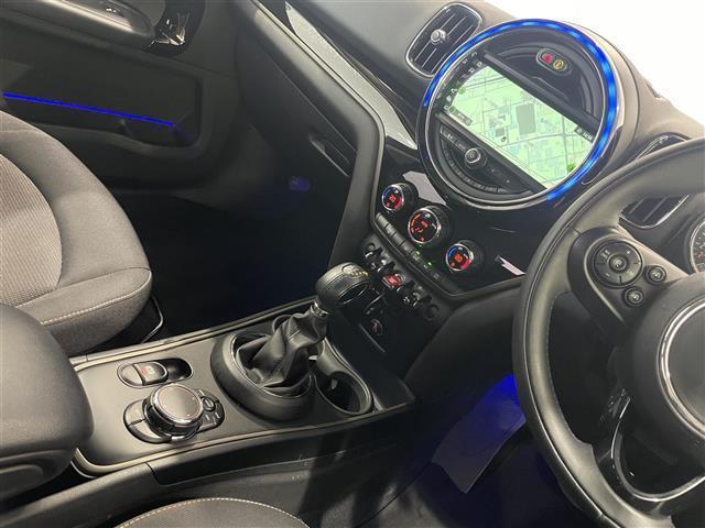 MINI クーパーD クロスオーバー ドライビング・アシスト(前車接近警告機能・衝突回避、被害軽減ブレーキ) ACC 純正HDDナビ(Bluetooth/USB/AM/FM/AUX) 社外フルセグTV Bカメラ コーナーセンサー(リヤ)(18枚目)