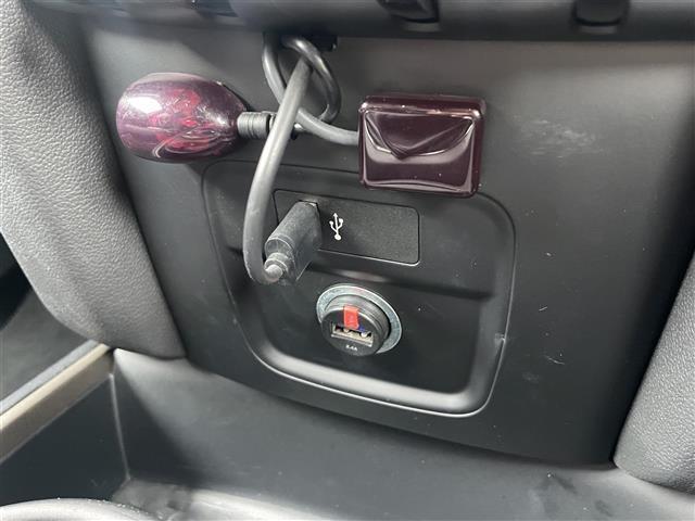 MINI クーパーD クロスオーバー ドライビング・アシスト(前車接近警告機能・衝突回避、被害軽減ブレーキ) ACC 純正HDDナビ(Bluetooth/USB/AM/FM/AUX) 社外フルセグTV Bカメラ コーナーセンサー(リヤ)(26枚目)