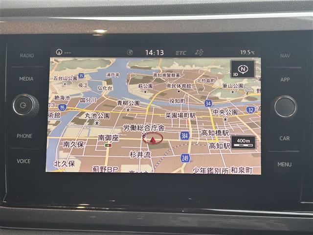 ポロ TSIハイライン フルセグテレビ クルーズコントロール バックカメラ 衝突軽減ブレーキ 横滑り防止 オートライト プッシュスタート MTモード付AT アイドリングストップ(11枚目)