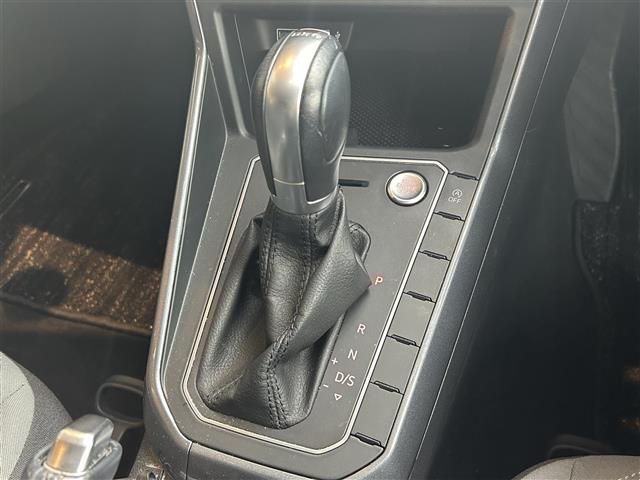 ポロ TSIハイライン フルセグテレビ クルーズコントロール バックカメラ 衝突軽減ブレーキ 横滑り防止 オートライト プッシュスタート MTモード付AT アイドリングストップ(18枚目)