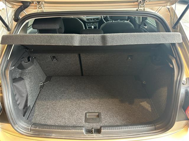 ポロ TSIハイライン フルセグテレビ クルーズコントロール バックカメラ 衝突軽減ブレーキ 横滑り防止 オートライト プッシュスタート MTモード付AT アイドリングストップ(33枚目)