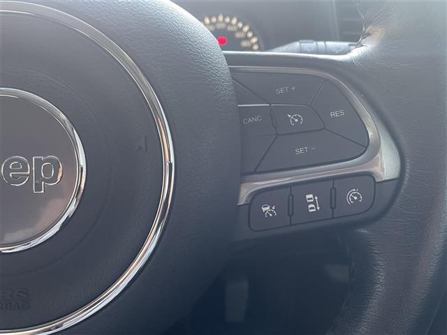 ＬＩＢＥＲＡＬＡの全国在庫約２，４００台※！その中から厳選したお車をご提案！お近くの店舗でのご納車可能！その品揃えと品質に驚くこと間違い無し！※２０２３年１０月現在。売約済みの可能性もございます。