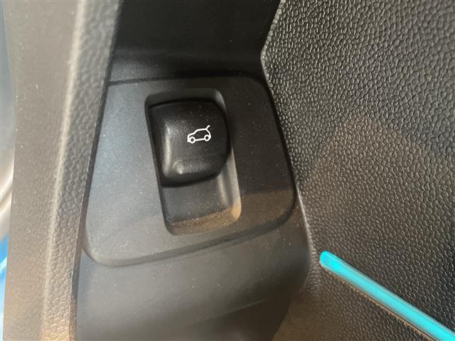 ＭＩＮＩ クーパーＤ　クロスオーバー　☆純正ナビ【ＢＴ／ＡＭ／ＦＭ】☆インテリジェントセーフティ・前車接近警告機能・衝突回避、被害軽減ブレーキ☆アクティブクルーズコントロール☆バックカメラ☆パワーバックドア☆前後ドライブレコーダー（20枚目）