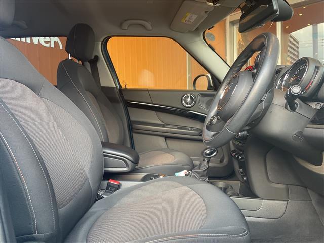 ＭＩＮＩ クーパーＤ　クロスオーバー　☆純正ナビ【ＢＴ／ＡＭ／ＦＭ】☆インテリジェントセーフティ・前車接近警告機能・衝突回避、被害軽減ブレーキ☆アクティブクルーズコントロール☆バックカメラ☆パワーバックドア☆前後ドライブレコーダー（21枚目）