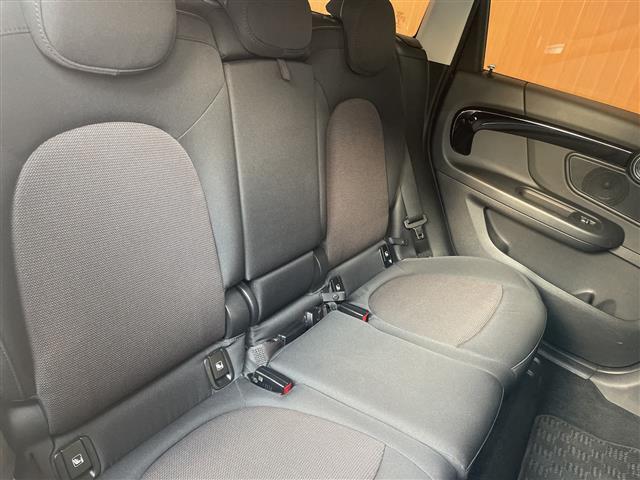 ＭＩＮＩ クーパーＤ　クロスオーバー　☆純正ナビ【ＢＴ／ＡＭ／ＦＭ】☆インテリジェントセーフティ・前車接近警告機能・衝突回避、被害軽減ブレーキ☆アクティブクルーズコントロール☆バックカメラ☆パワーバックドア☆前後ドライブレコーダー（26枚目）