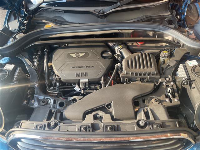 ＭＩＮＩ クーパーＤ　クロスオーバー　☆純正ナビ【ＢＴ／ＡＭ／ＦＭ】☆インテリジェントセーフティ・前車接近警告機能・衝突回避、被害軽減ブレーキ☆アクティブクルーズコントロール☆バックカメラ☆パワーバックドア☆前後ドライブレコーダー（33枚目）