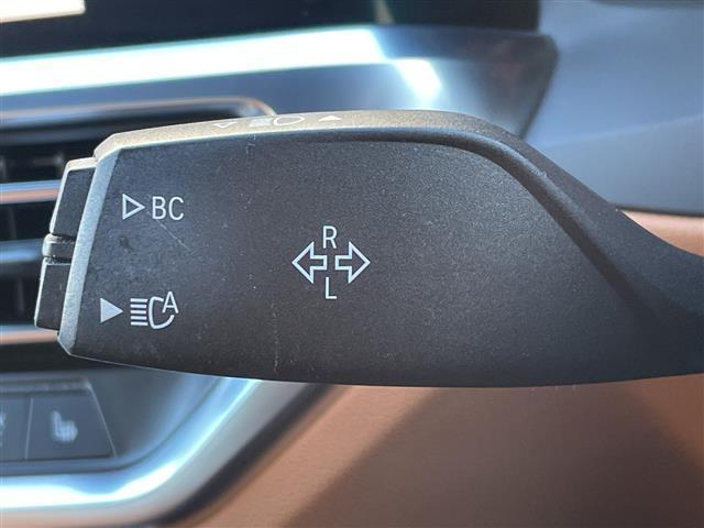 ３シリーズ ３２０ｉ　Ｍスポーツ　純正ナビ　茶革シート　前後ドラレコ　ヘッドアップディスプレイ　パワーシート　シートヒーター　パワーバックドア　ジュ運勢アルミホイール１８インチ　クルコン　インテリジェントセーフティ　オートホールド（10枚目）