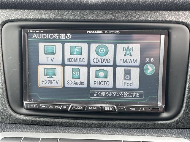 スマートフォーツークーペ ｍｈｄ　社外ナビ（ＣＤ／ＤＶＤ／ＦＭ／ＡＭ）フルセグテレビバックカメラガラスルーフ前方ドライブレコーダーリモコンキースペアキー革巻きステアリングＥＴＣ（4枚目）