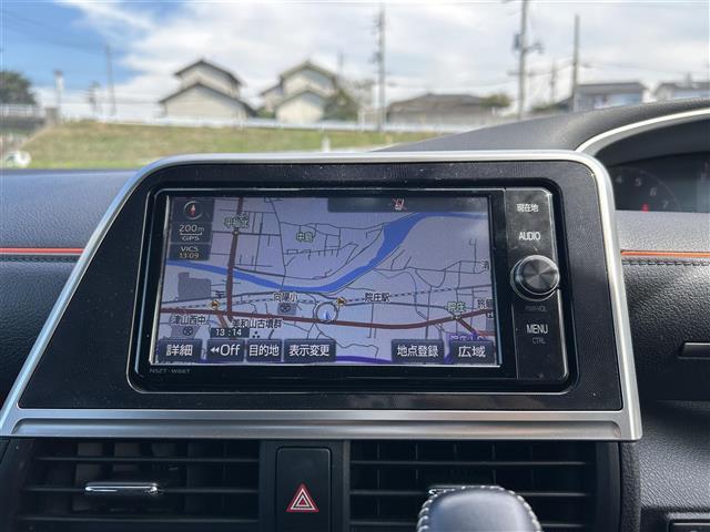 シエンタ Ｇ　純正ナビ　フルセグＴＶ　ＣＤ　ＤＶＤ　Ｂｌｕｅｔｏｏｔｈ　ＡＭ　ＦＭ　バックカメラ　ＥＴＣ　両側パワースライドドア　トヨタセーフティセンス（2枚目）