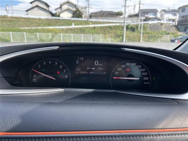 シエンタ Ｇ　純正ナビ　フルセグＴＶ　ＣＤ　ＤＶＤ　Ｂｌｕｅｔｏｏｔｈ　ＡＭ　ＦＭ　バックカメラ　ＥＴＣ　両側パワースライドドア　トヨタセーフティセンス（5枚目）