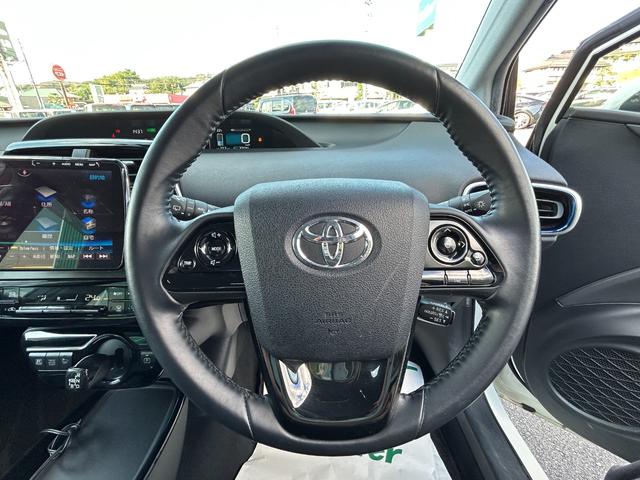 プリウス Aツーリングセレクション TRDフロントエアロパーツ トヨタセーフティセンス 車両接近通報装置 ヘッドアップディスプレイ フルセグテレビ ETC 前方ドライブレコーダー 運転席パワーシート シートヒーター EVモード(11枚目)
