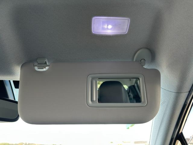 プリウス Aツーリングセレクション TRDフロントエアロパーツ トヨタセーフティセンス 車両接近通報装置 ヘッドアップディスプレイ フルセグテレビ ETC 前方ドライブレコーダー 運転席パワーシート シートヒーター EVモード(19枚目)