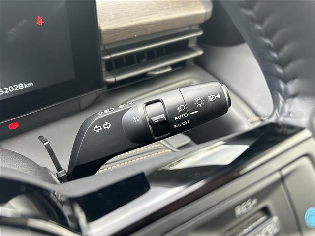 セレナ e-パワー ハイウェイスターV ワンオーナー 全方位運転支援システム 両側電動スライドドア 前後純正ドライブレコーダー LEDヘッドライト 純正ナビ 純正AW16インチ(18枚目)