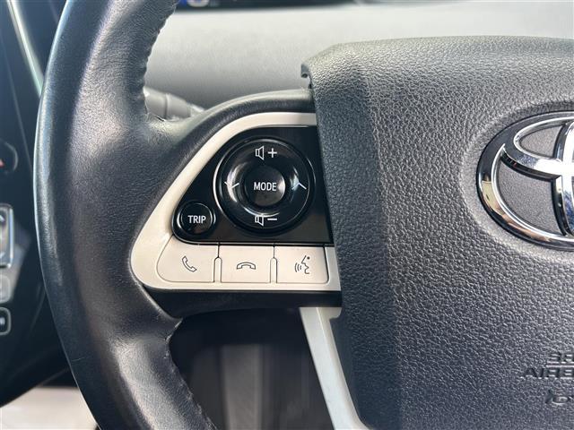 プリウスPHV Sナビパッケージ ・ステアリングヒーター レーダークルーズコントロール ビルトインETC メーカー11.6型ナビLEDライト バックカメラ プッシュスタート スペアキー(15枚目)