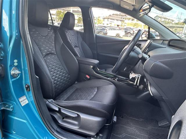 プリウスPHV Sナビパッケージ ・ステアリングヒーター レーダークルーズコントロール ビルトインETC メーカー11.6型ナビLEDライト バックカメラ プッシュスタート スペアキー(22枚目)