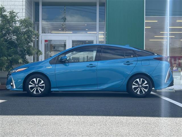プリウスPHV Sナビパッケージ ・ステアリングヒーター レーダークルーズコントロール ビルトインETC メーカー11.6型ナビLEDライト バックカメラ プッシュスタート スペアキー(29枚目)