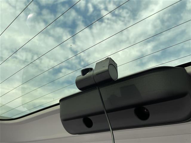 タント カスタムXスタイルセレクション メモリナビ 両側電動 半革 バックカメラ(7枚目)