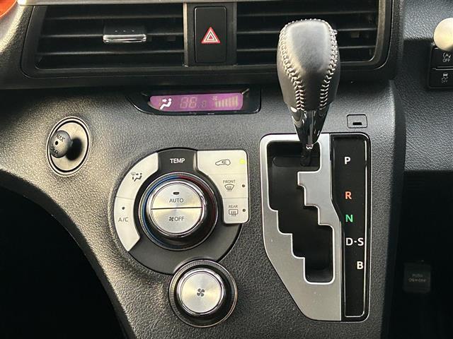 シエンタ ファンベースG モデリスタエアロ 純正ナビ 全方位カメラ 両側電動スライドドア 純正アルミホイール LEDヘッドライト(12枚目)
