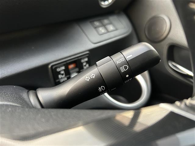 シエンタ ファンベースG モデリスタエアロ 純正ナビ 全方位カメラ 両側電動スライドドア 純正アルミホイール LEDヘッドライト(14枚目)