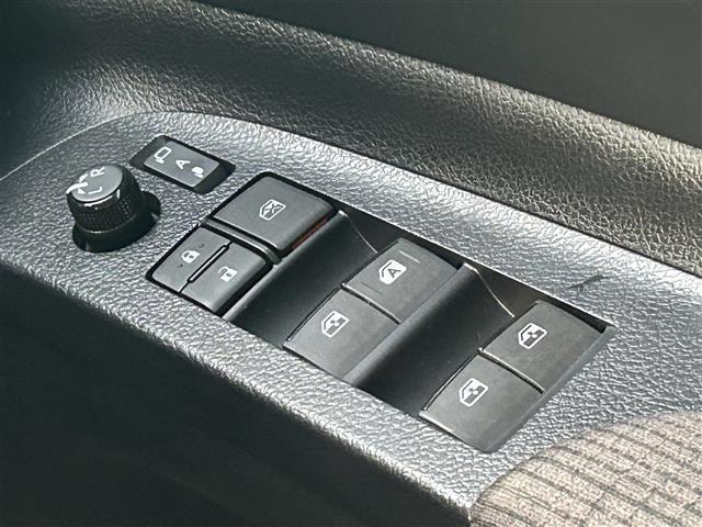 シエンタ ファンベースG モデリスタエアロ 純正ナビ 全方位カメラ 両側電動スライドドア 純正アルミホイール LEDヘッドライト(15枚目)