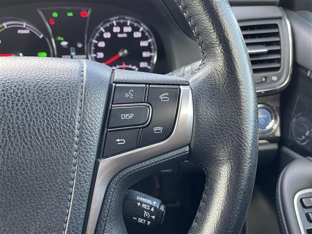 クラウンハイブリッド アスリートＳ　ブラックスタイル　純正ＨＤＤナビ　バックカメラ　クルーズコントロール　前席パワーシート　オプション１８インチ純正アルミホイール（8枚目）