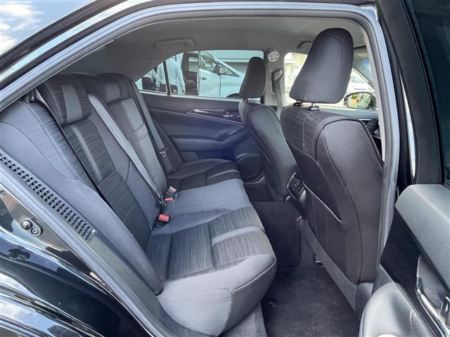 クラウンハイブリッド アスリートＳ　ブラックスタイル　純正ＨＤＤナビ　バックカメラ　クルーズコントロール　前席パワーシート　オプション１８インチ純正アルミホイール（20枚目）