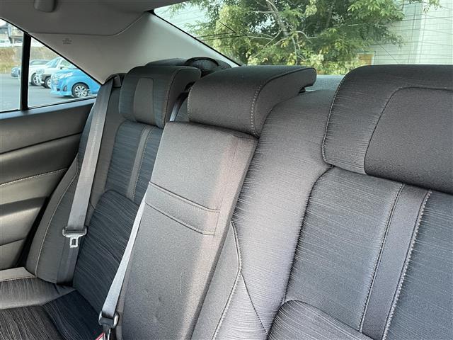 クラウンハイブリッド アスリートＳ　ブラックスタイル　純正ＨＤＤナビ　バックカメラ　クルーズコントロール　前席パワーシート　オプション１８インチ純正アルミホイール（24枚目）