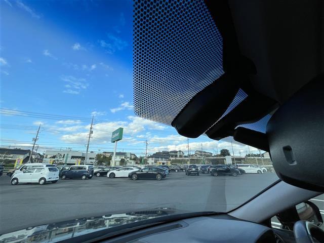 クラウンハイブリッド アスリートＳ　ブラックスタイル　純正ＨＤＤナビ　バックカメラ　クルーズコントロール　前席パワーシート　オプション１８インチ純正アルミホイール（26枚目）