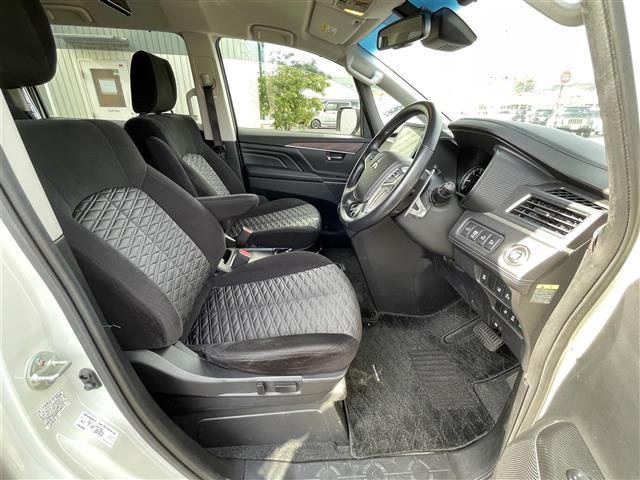 デリカD:5 P 純正10インチナビ 純正11インチ後席モニター 両側電動スライド パワーバックドア D席パワーシート 前席シートヒーター ステアリングヒーター 全方位カメラ JAOSマッドガード(17枚目)